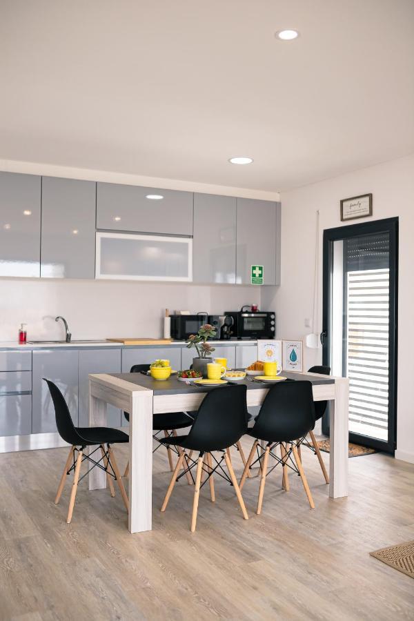 Swordfish Sea View Apartment Пениши Экстерьер фото